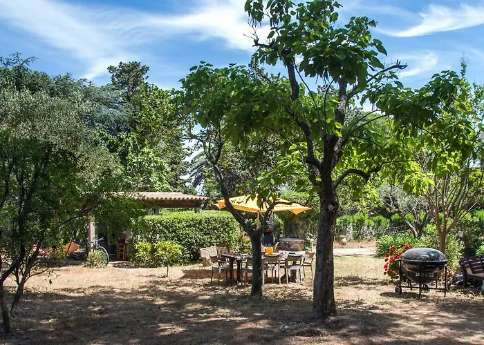 Charmante Petite Maison A L\'Entree De Saint Tropez